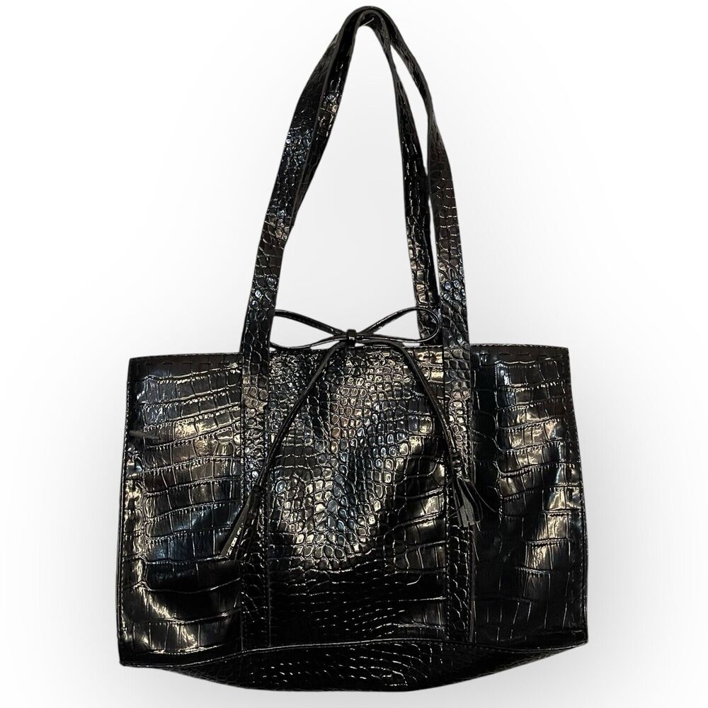 Liz Claiborne Faux Leather Handbag Women's Black Croc Embossed Bow Purse Casual